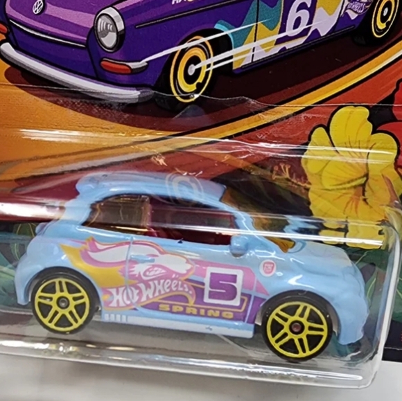 9.81Fiat 500 - Hot Wheels Spring Series 2024 (1/5) (HVX20 - Picture 2 of 5